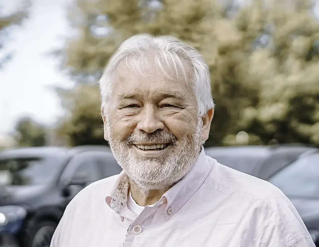 Bernhard Müller, Inhaber der Fahrschule "Fahrschule Müller" in Augsburg.